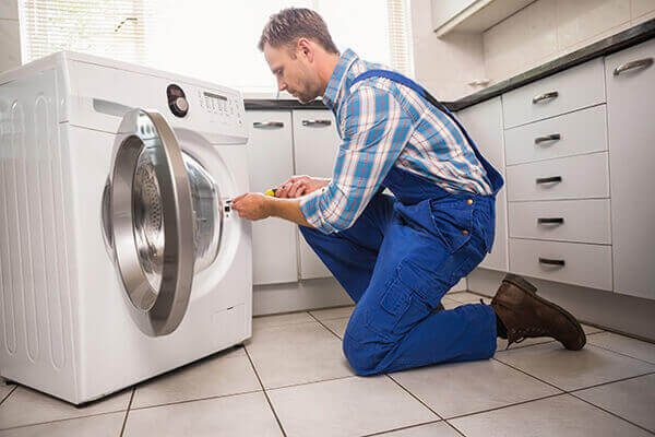 Sửa máy sấy quần áo tại nhà uy tín, giá tốt